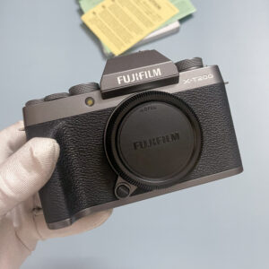Máy ảnh FujiFilm X-T200 Cũ