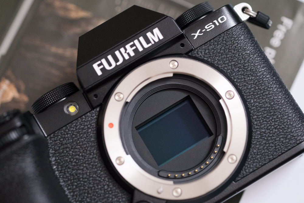 Địa chỉ mua Fujifilm X-S10 cũ