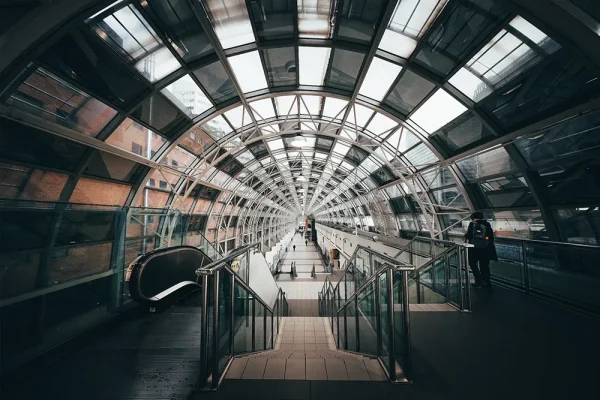 Ống kính FUJIFILM XF 8mm f/3.5 R WR là một sản phẩm vượt trội với thiết kế nhỏ gọn