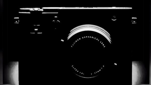 Fujifilm GFX100RF có thể ra mắt tại Fujifilm Công Bố X Summit Tại Prague 20/03