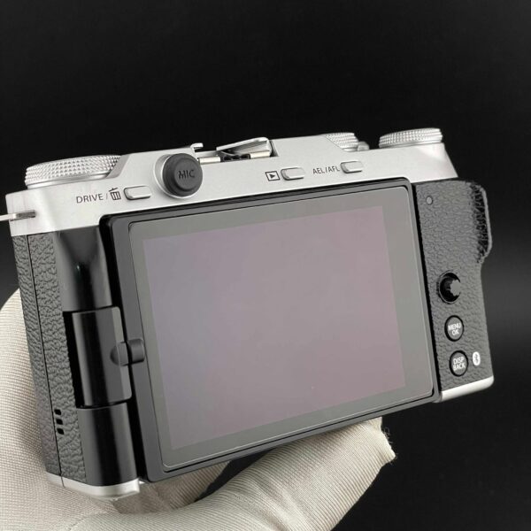 Mua Fujifilm X-M5 cũ – Có đáng không?